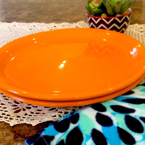 New! 2 Fiesta Tangerine 9” Buffet Plates Lead-Free Discontinued - Picture 2 of 10